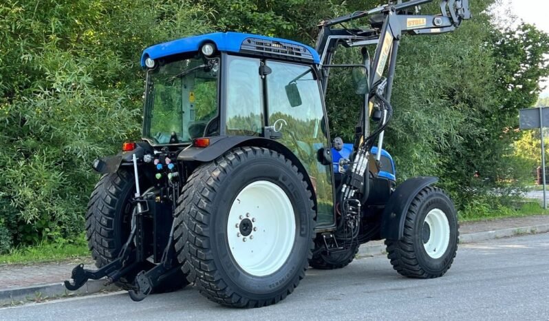 
								New Holland T4050F full									